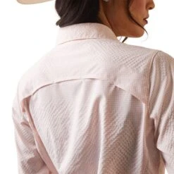 Ariat Womens Venttek Stretch Shirt (Coral Blush/White Check) 8 Ariat Womens Venttek Stretch Shirt (Coral Blush/White Check) -Professional Equestrian Shop 20031d