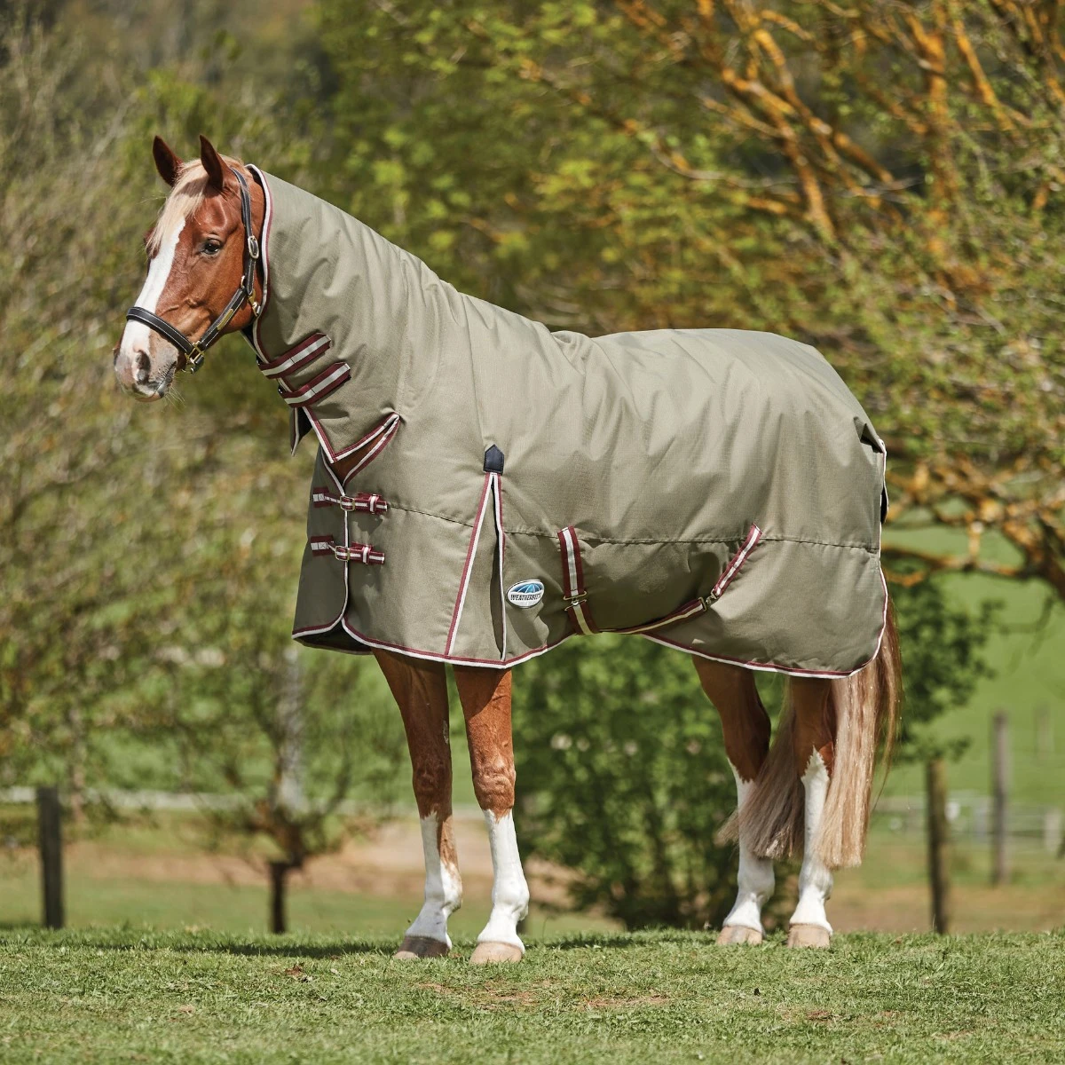 Weatherbeeta Comfitec Essential Combo Neck 360g Heavyweight Turnout (Olive Green/Burgundy/White) 1 Weatherbeeta Comfitec Essential Combo Neck 360g Heavyweight Turnout (Olive Green/Burgundy/White)